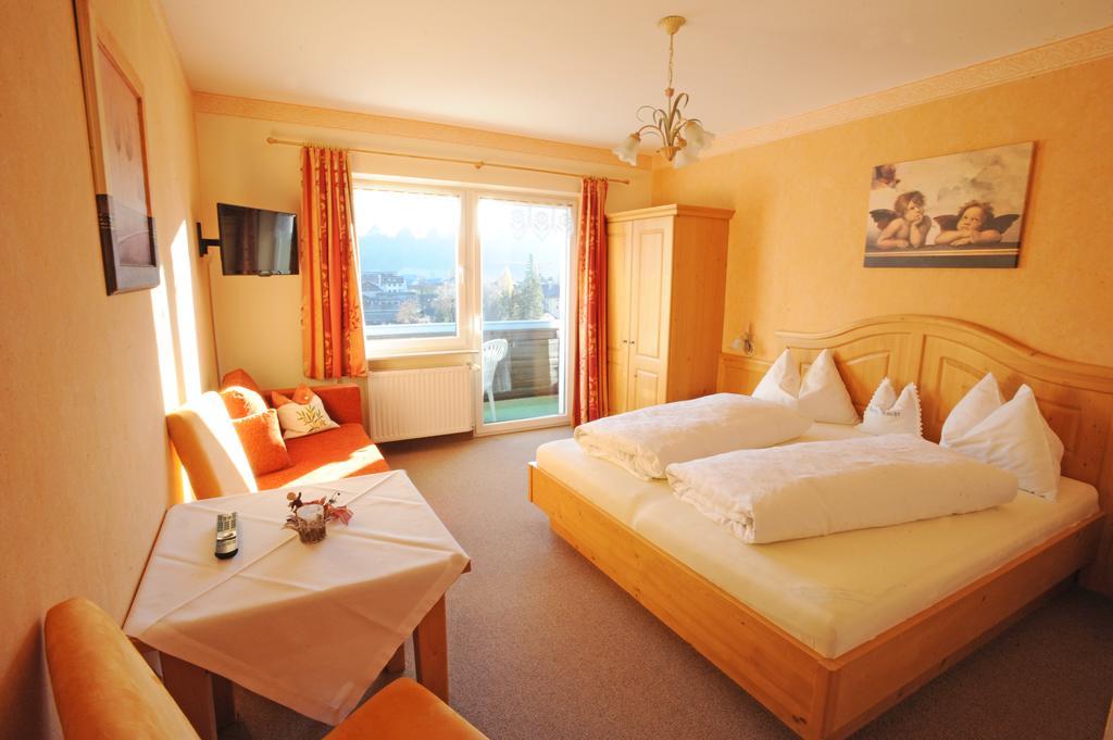 Haus Alpina Bed & Breakfast Radstadt Exterior photo