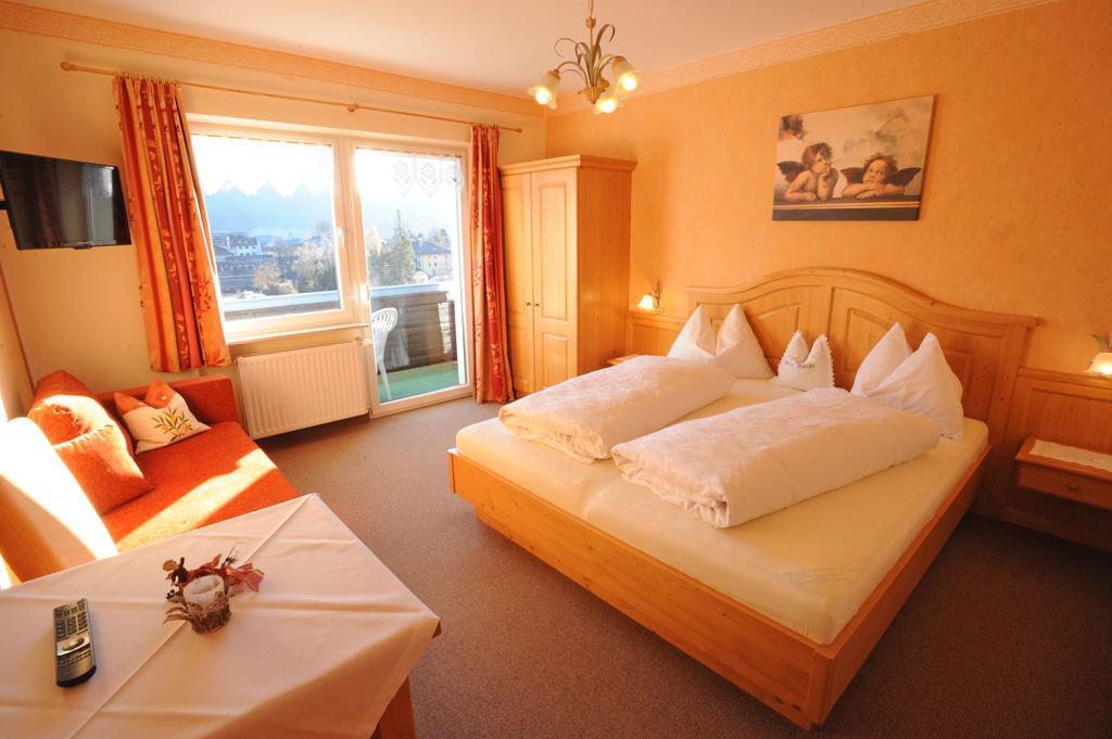 Haus Alpina Bed & Breakfast Radstadt Exterior photo